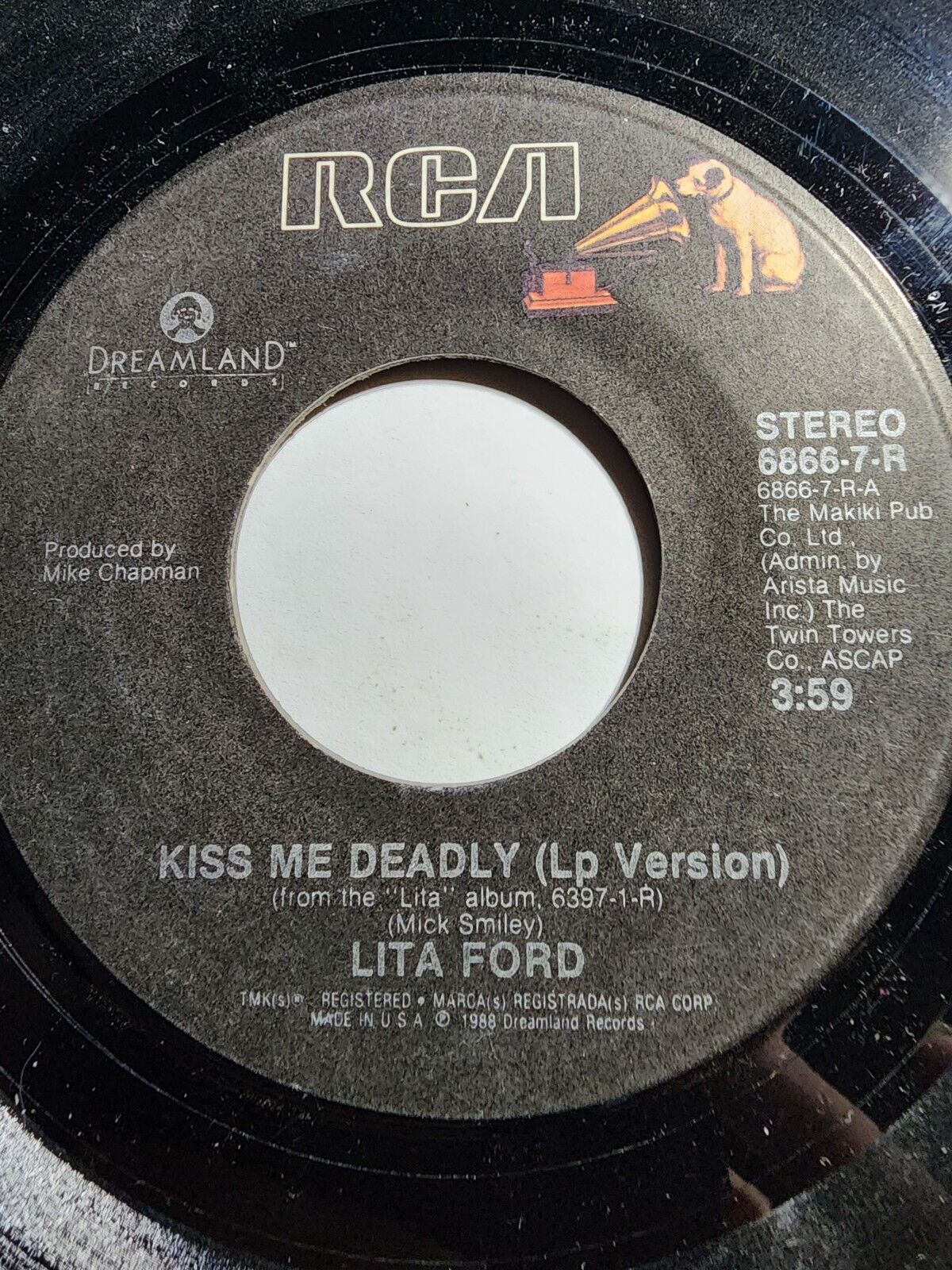 Lita Ford - Kiss Me Deadly/Broken Dreams - 45 RPM 7” GOOD+ F330