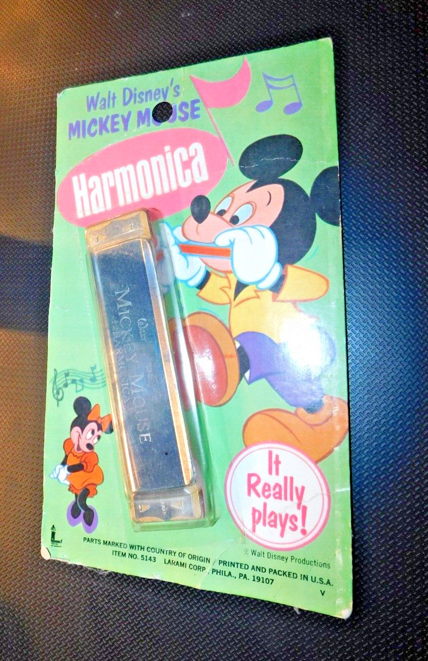 VINTAGE RARE LATE 60s/70s Walt Disney Mickey Mouse HARMONICA #5143 NEW OLD STOCK