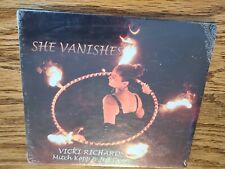 Vicki Richards  She Vanishes CD BRAND NEW picture