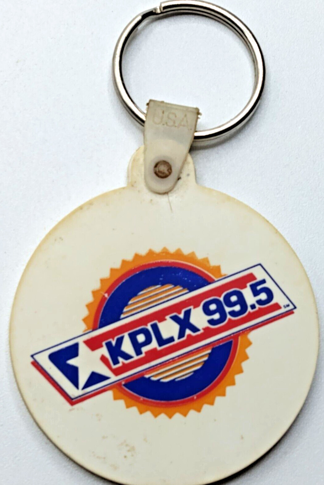 Vintage Keychain KPLX 99.5 Texas Country Music Station Channel White Plastic 331
