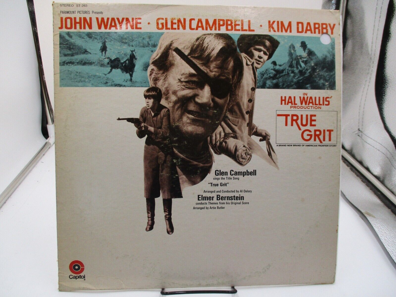 True Grit Soundtrack Wayne, Campbell LP Record Ultrasonic Clean 1969 Capitol VG+