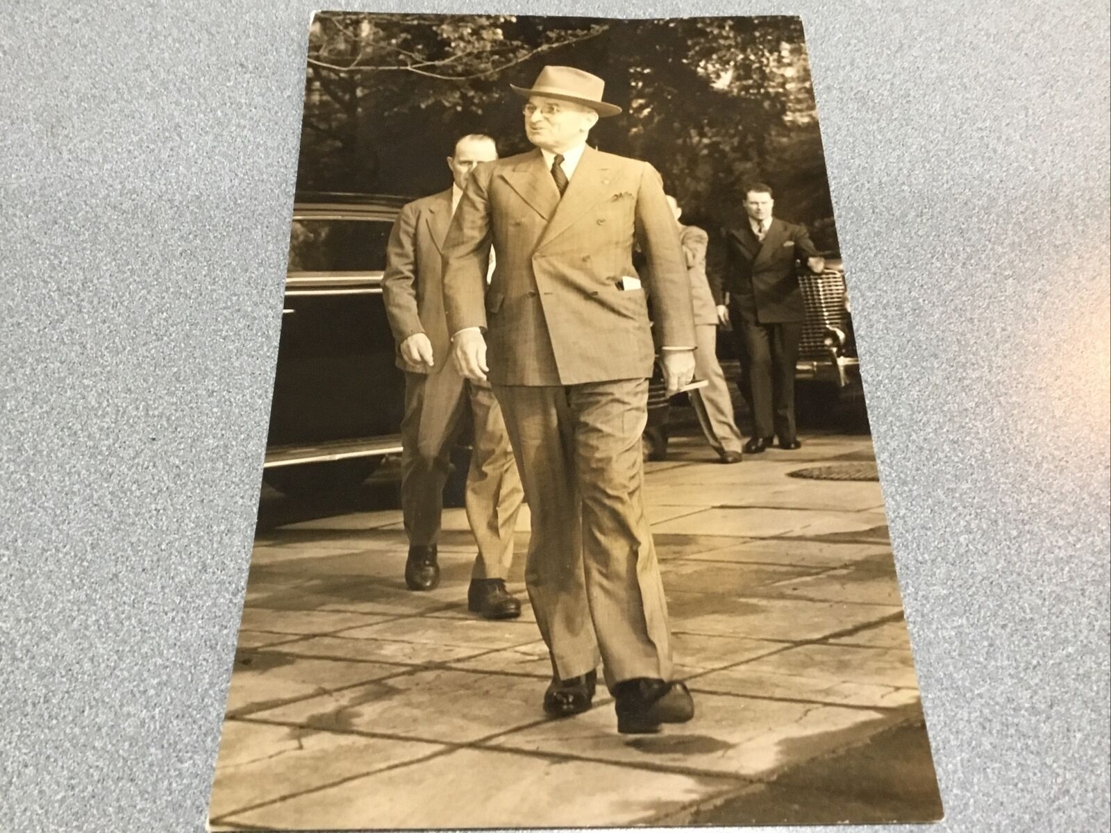 1945 WWII Press Photo  PRESIDENT USA HARRY TRUMAN ARRIVING WHITE HOUSE 8X5