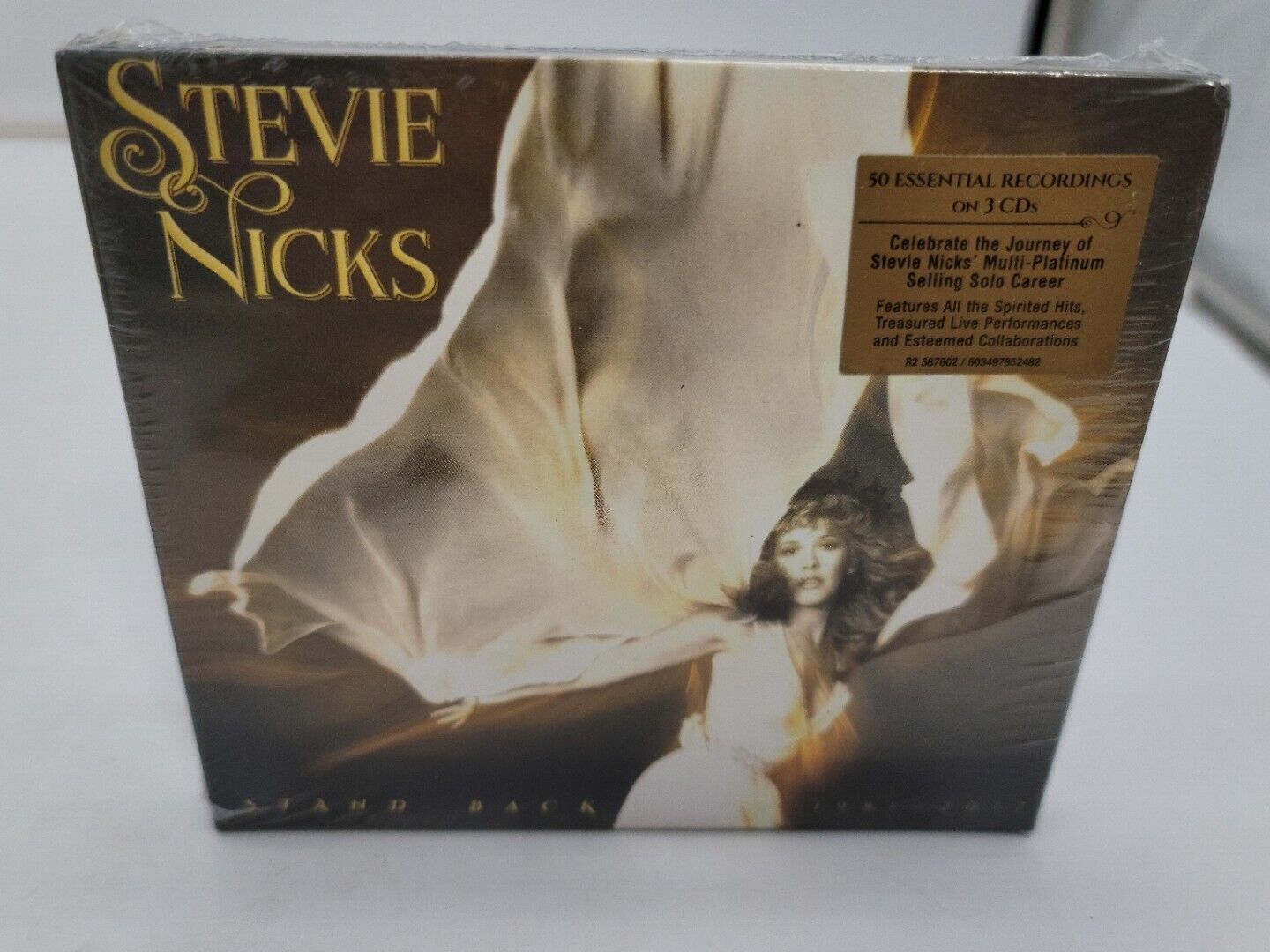 Stevie Nicks - Stand Back: 1981-2017 (3 CD Digipak) New Light Corner Wear