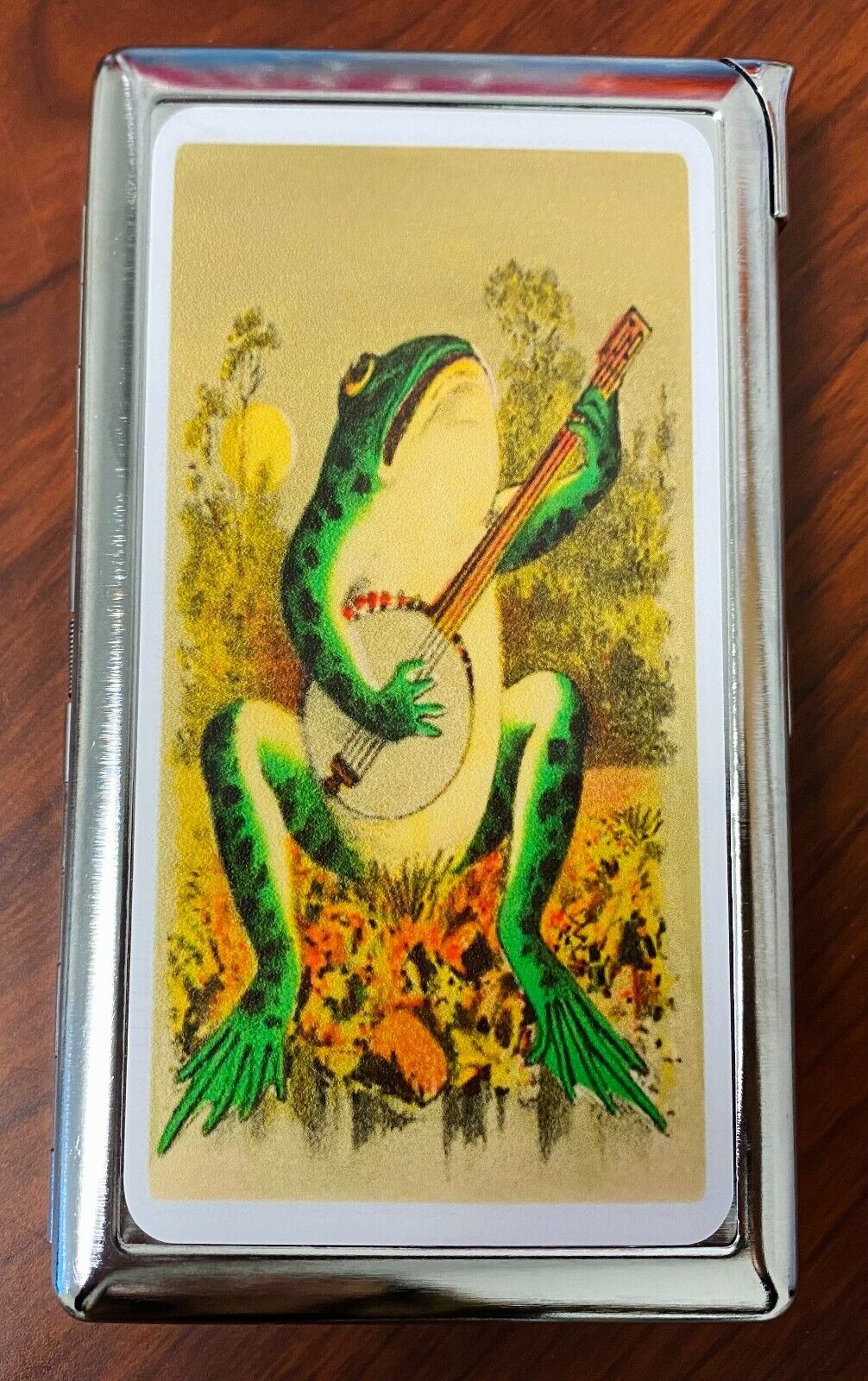 Banjo Frog 100's Size Cigarette Case with built in lighter Wallet
