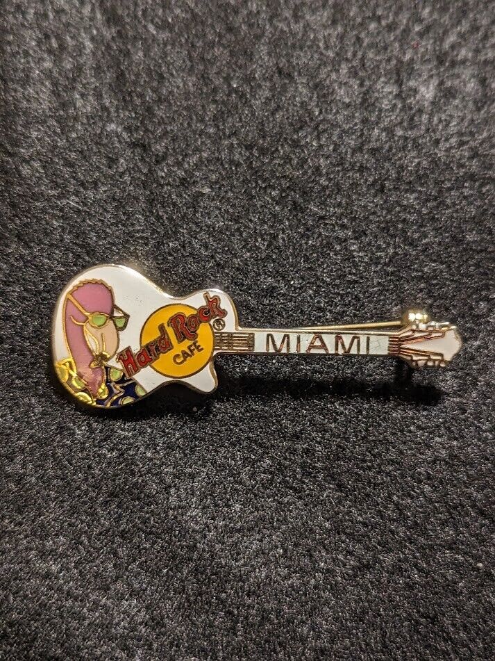Hard Rock Cafe Guitar pin MIAMI white with flamingo HRC