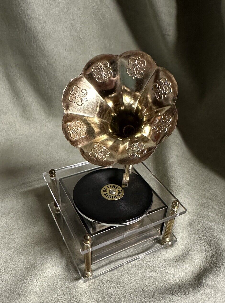 Vintage Gramophone Replica Record Music Box Plays “chariots Of Fire”Record Spins