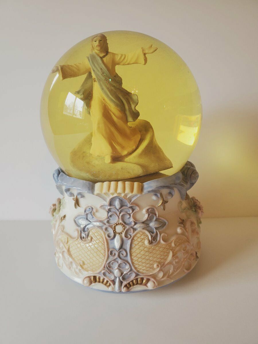 Vintage Risen Jesus Christ Outstretched Arms Music Box Snow Water Globe Statue