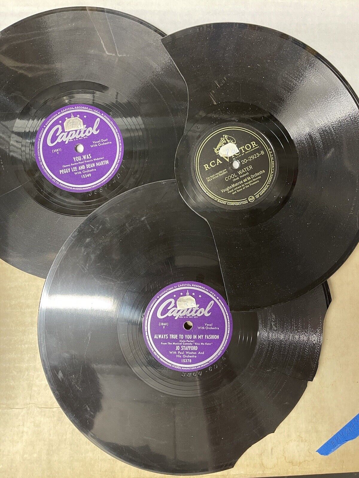 35  Vintage 78 RPM Records Lot Various Artists Damage for Art Crafts Decor 10\