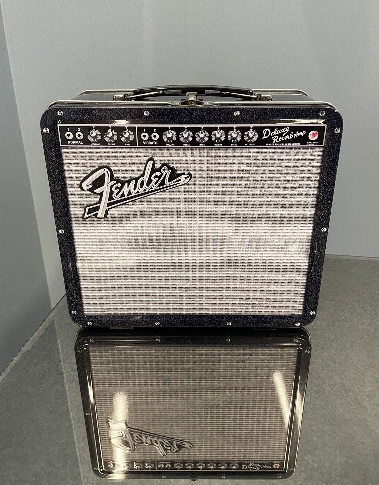 Fender Deluxe Reverb Amp Amplifier Metal Lunchbox never used