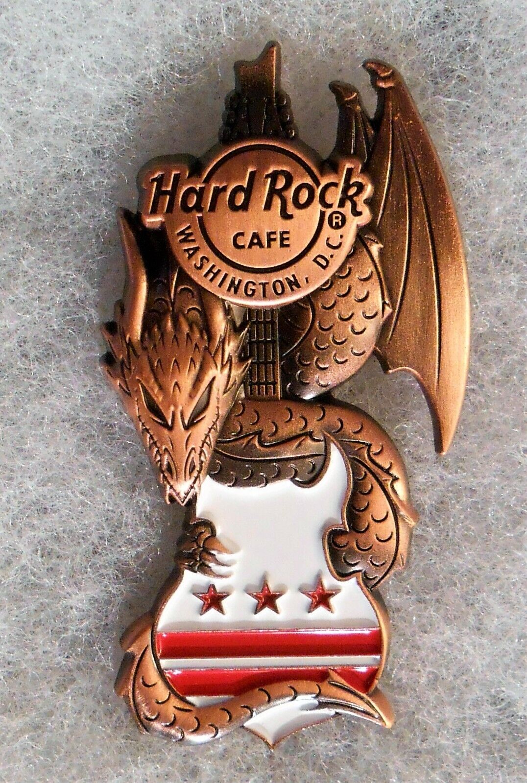 HARD ROCK CAFE WASHINGTON DC 3D DRAGON & FLAG GUITAR SERIES PIN # 609474