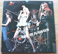 The Runaways Vintage 1977 Japanese Alternate Cover LP Signed Cherie Currie picture