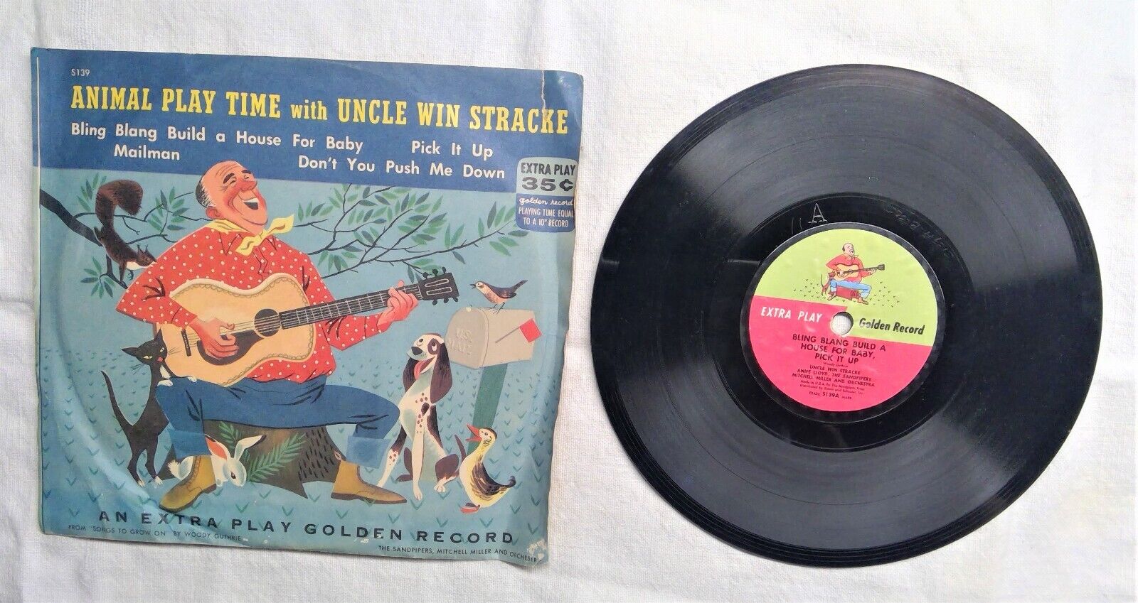 Vtg 1953 Animal Play Time w/Uncle Win Stracke Golden Vinyl Record S139 6 7/8\