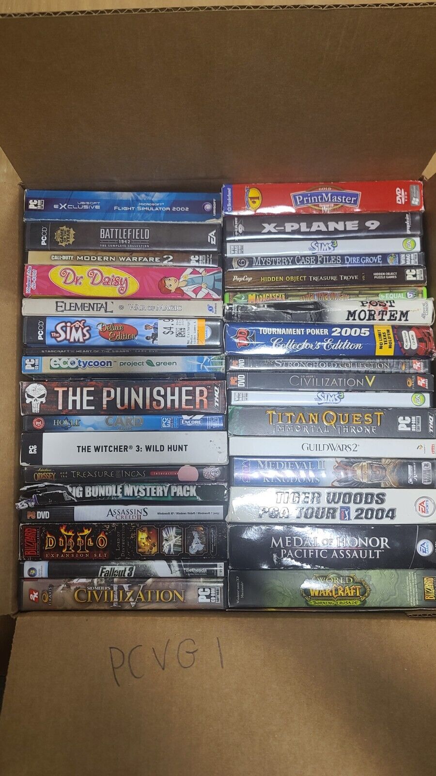Huge PC Games Box Seta and Softwares Lot about 30+ Discs Assorted 