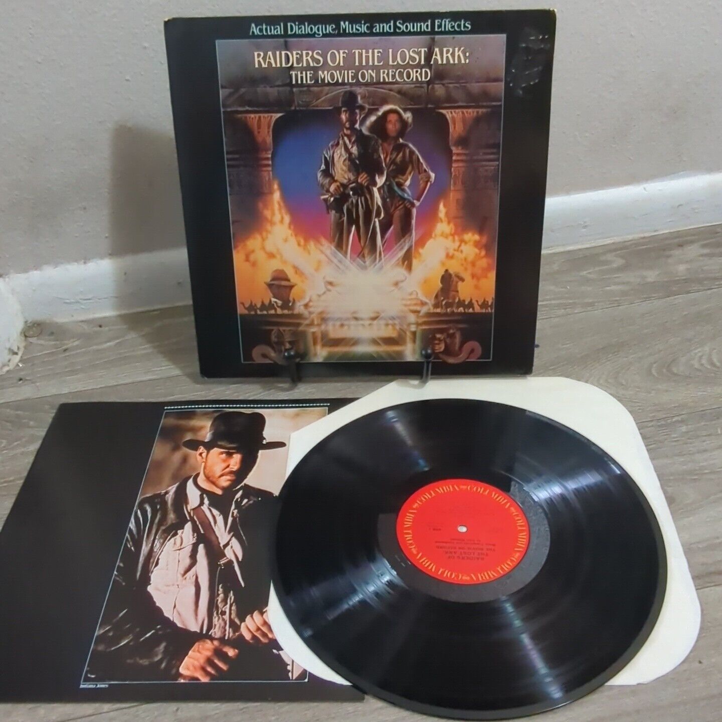 John Williams Lp Raiders Of The Lost Ark: The Movie On Record (W/ Booklet) Excel