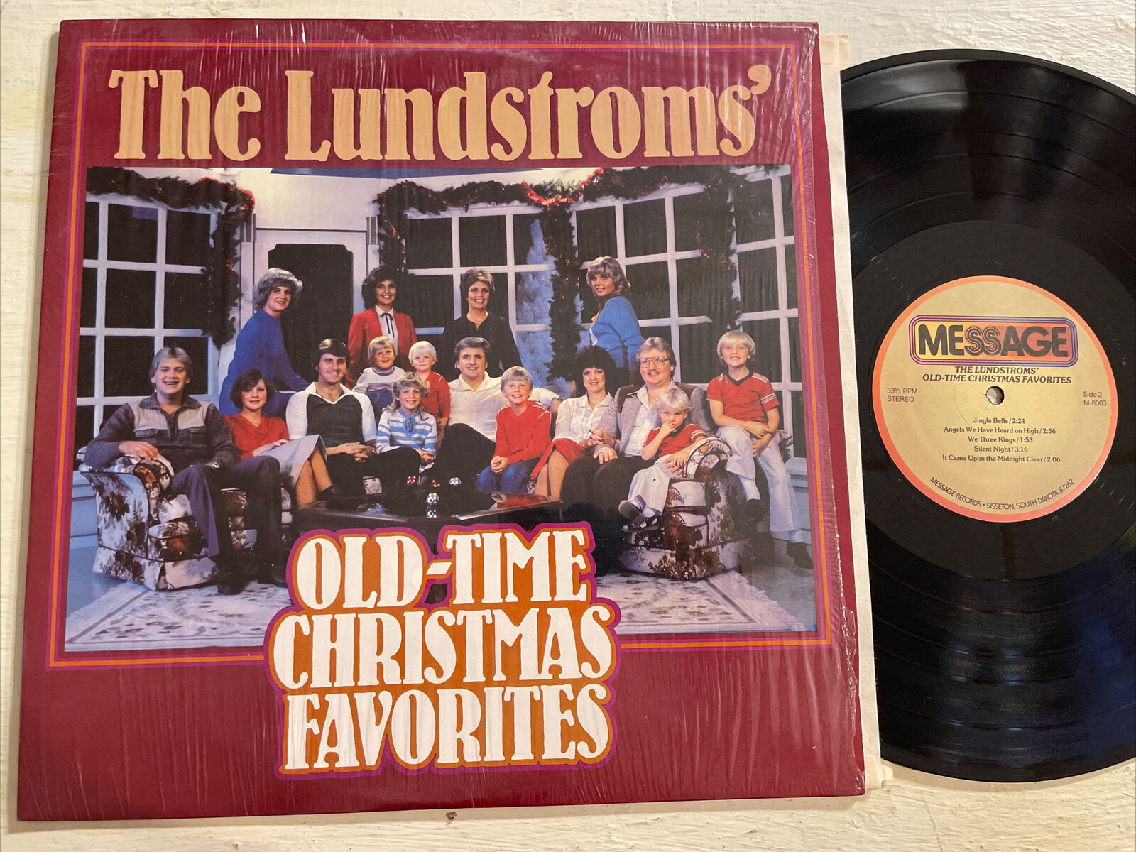 The Lundstrom’s Old-Time Christmas Favorites LP Message Xian Holiday + Shrink M-