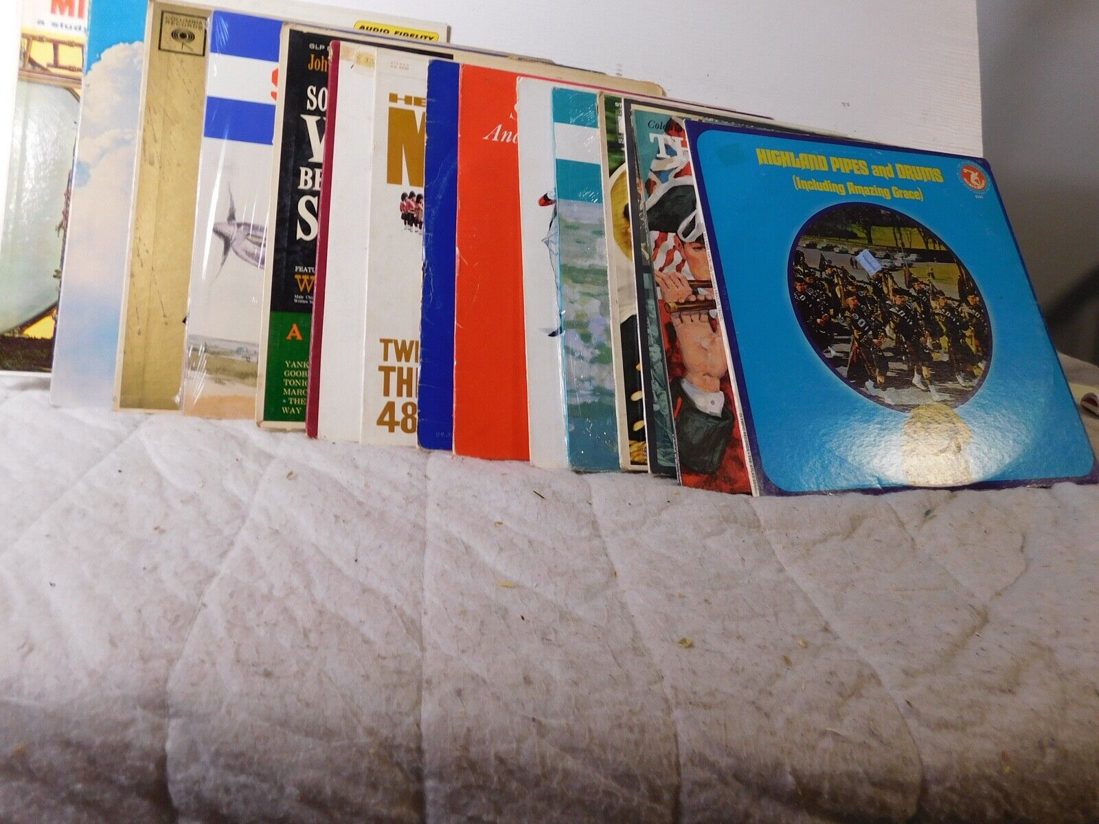 LOT OF  15 VINTAGE MILITARY, MARCHING, FIFE AND DRUM 33 RPM LPS    X13