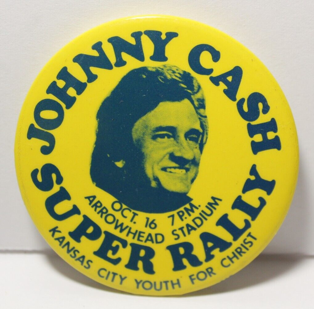 Vintage 1976 Johnny Cash Music Concert Pin Arrowhead Stadium Kansas City Chiefs