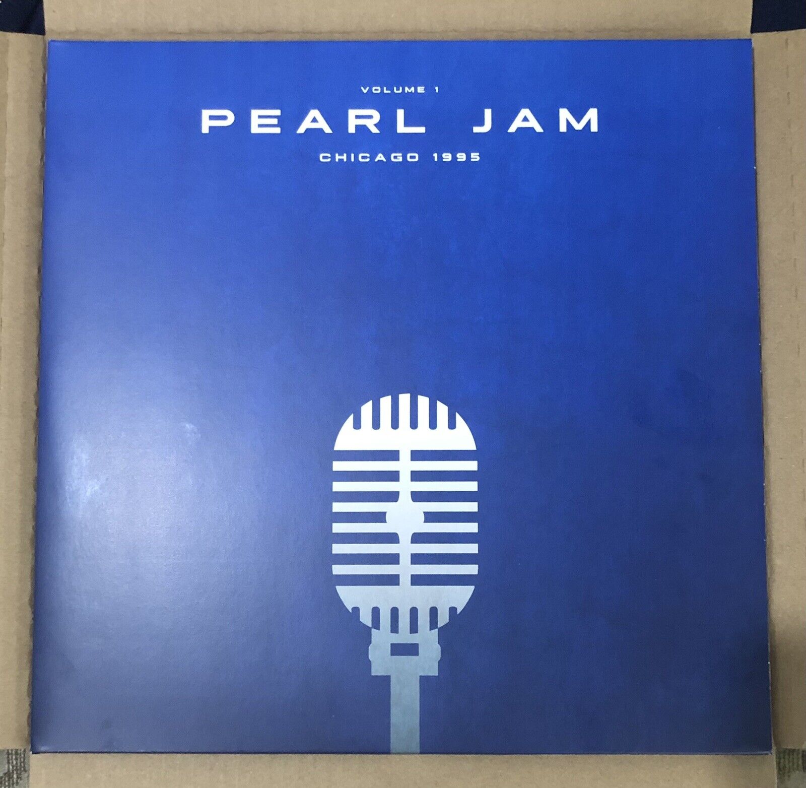 PEARL JAM CHICAGO 1995 VOLUME 1 and 2 LP Vinyl Record Eddie Vedder Clear Vinyl