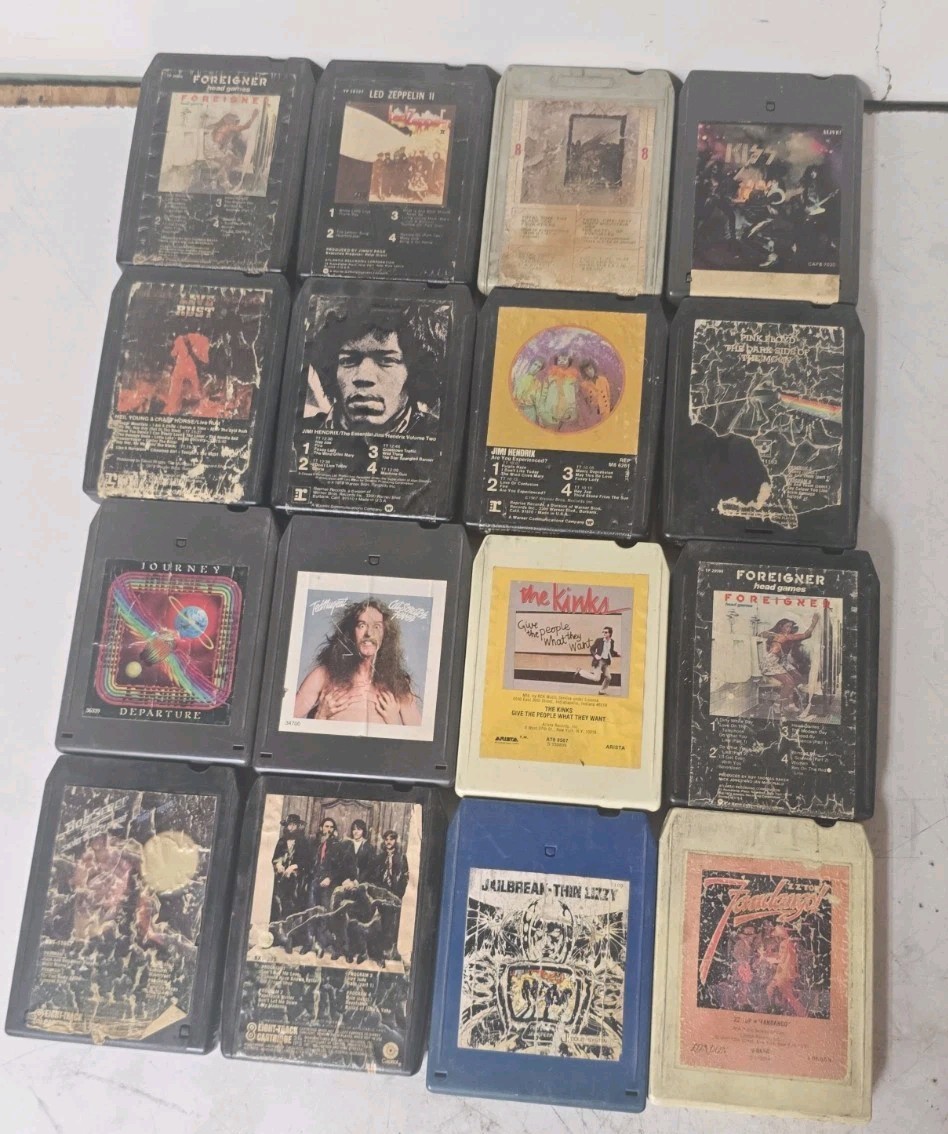 Lot 16 8 Track Tapes Rock Kiss, Beatles, Led Zeppelin Pink Floyd Jimi Hendrix 