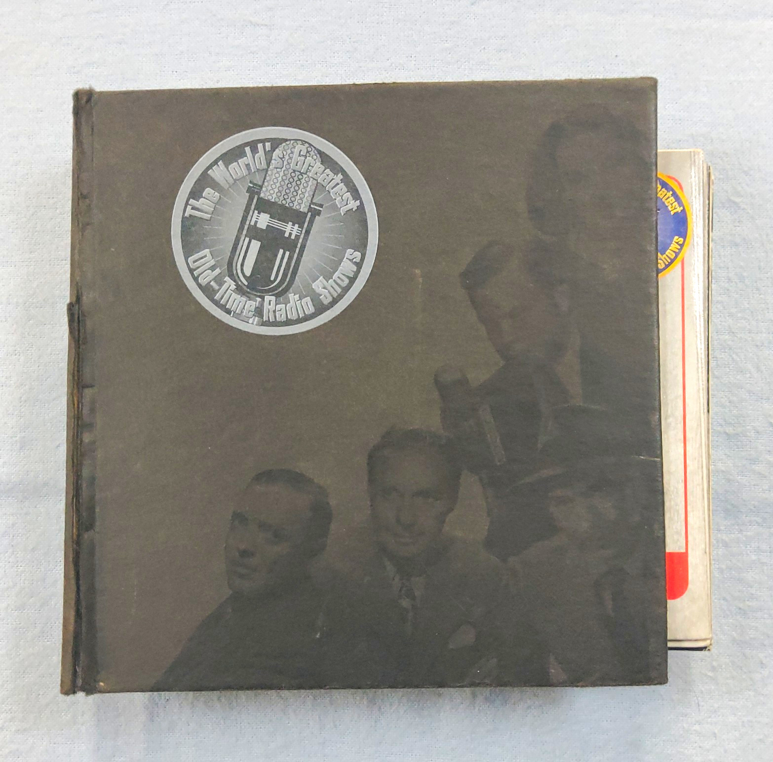 Vintage The World's Greatest Old-time Radio Shows Binder of 12 CDs W/ Inserts
