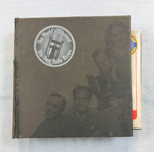 Vintage The World's Greatest Old-time Radio Shows Binder of 12 CDs W/ Inserts picture