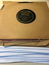 lot of 31 Vintage VICTOR BAT WING LABEL 78 RPM Records -Jazz Popular Pre War picture
