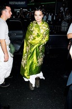 Bjork at 1994 MTV Video Music Awards at Radio City Music Hall in N- Old Photo picture