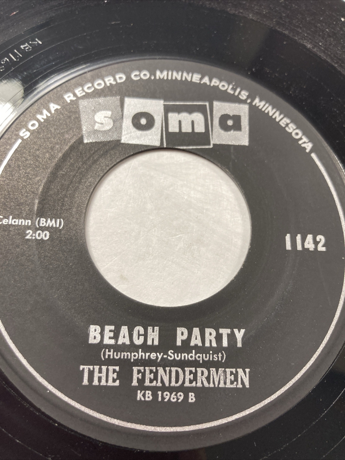 UNPLAYED 45rpm 1960 The FENDERMEN Dont U Just Know It / Beach Party SOMA Record