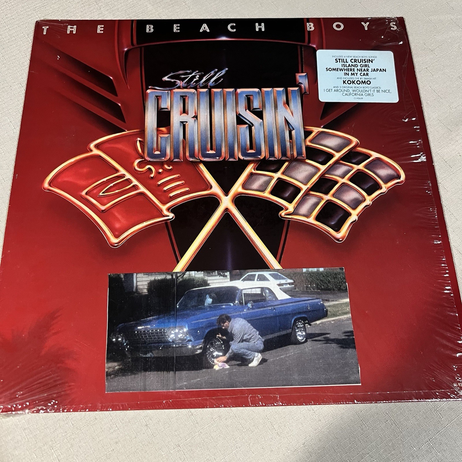 THE BEACH BOYS Still Cruisin VG+ VINYL W/HYPE STICKER