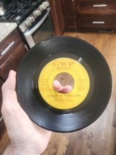 The Hesitations - Yes, I'm Ready / Is This The Way To Treat A Girl GWP RARE Soul picture