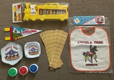 VINTAGE ANGELA PARK DRUMS PA AMUSEMENT PARK SOUVENIR MEMORABILIA LOT YO-YOS, BIB picture
