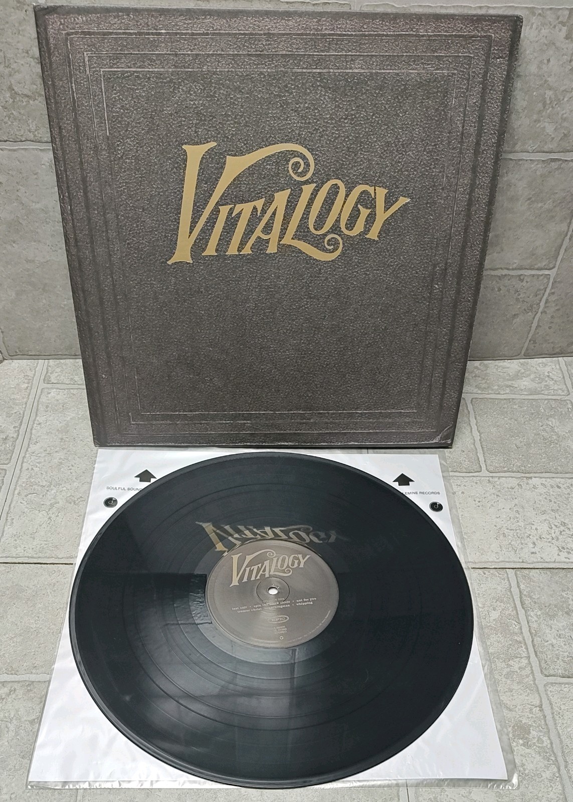 EXC Pearl Jam Vitalogy  1994 E-66900  Booklet Record Vinyl LP 1ST PRESS