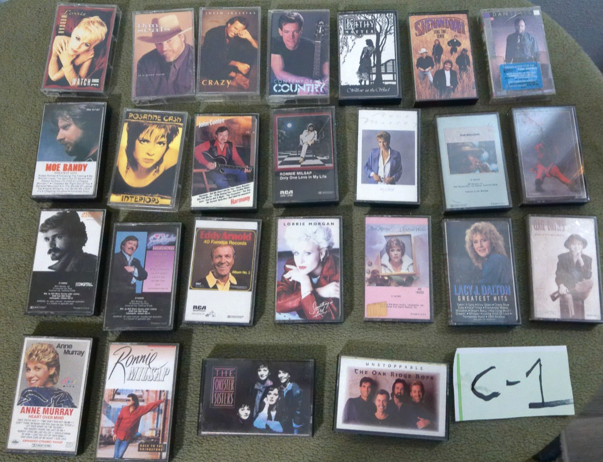 Lot  25 Cassette Tapes Country Music  Ronnie Milsap Anne Murry Dan Seals C1