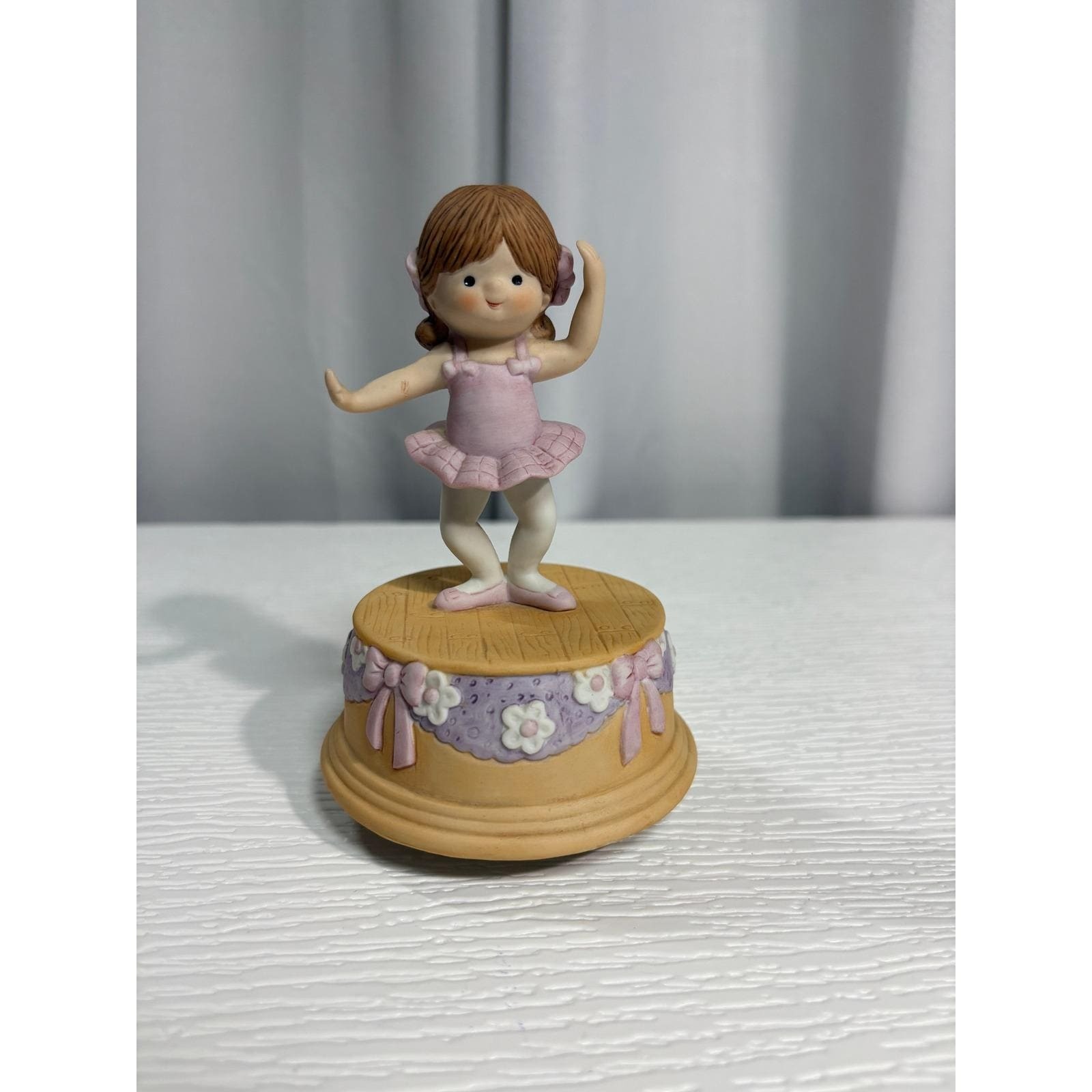 Vintage Enesco Ballerina Music Box Dancer Pink Tutu Rotating Ceramic S0063