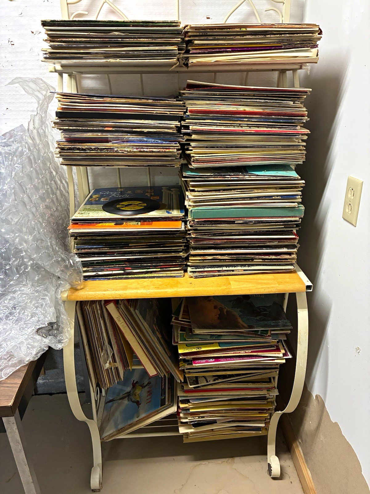 Vintage Vinyl LP Record lot of 50 randomly selected (40s-70s music)