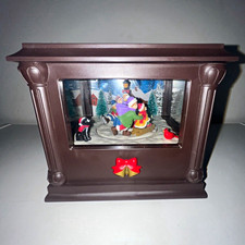 Vintage Eluceo In Motion Animated Christmas Music Box Diorama –Tested & Working picture