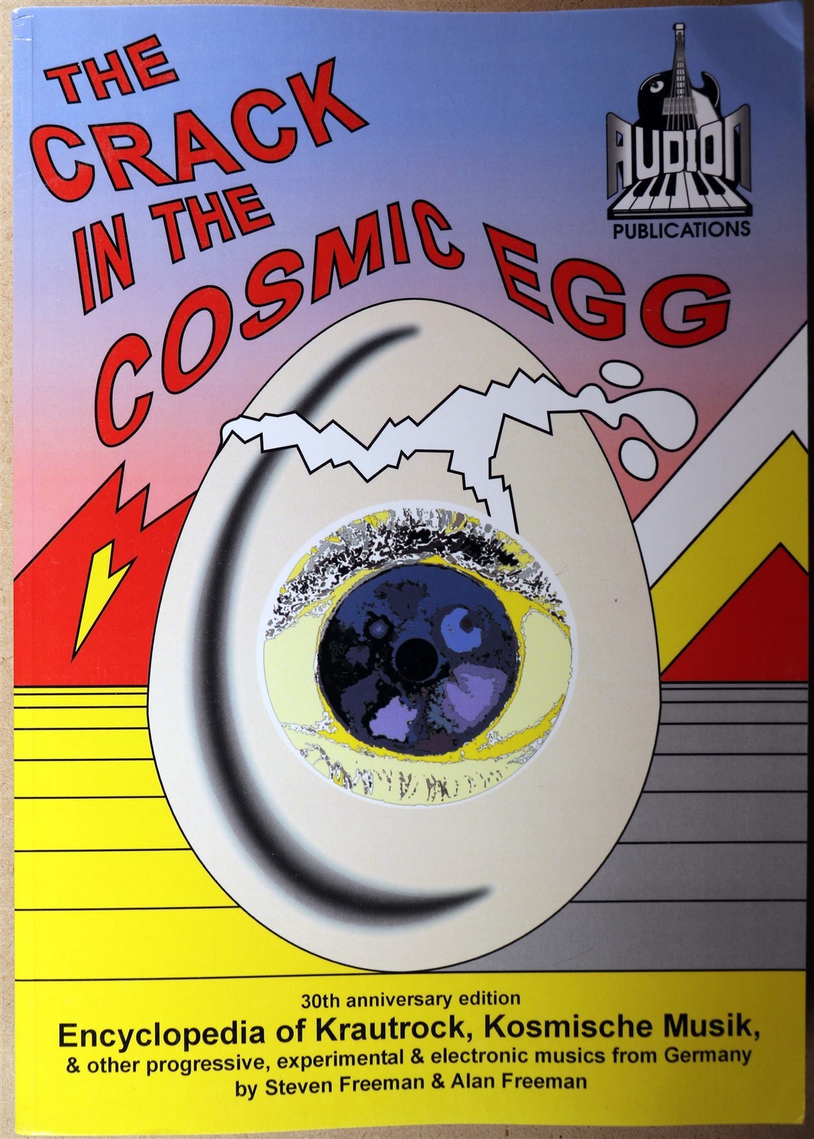 The Crack in the Cosmic Egg Krautrock, Kosmische Musik, Prog minor cover damage