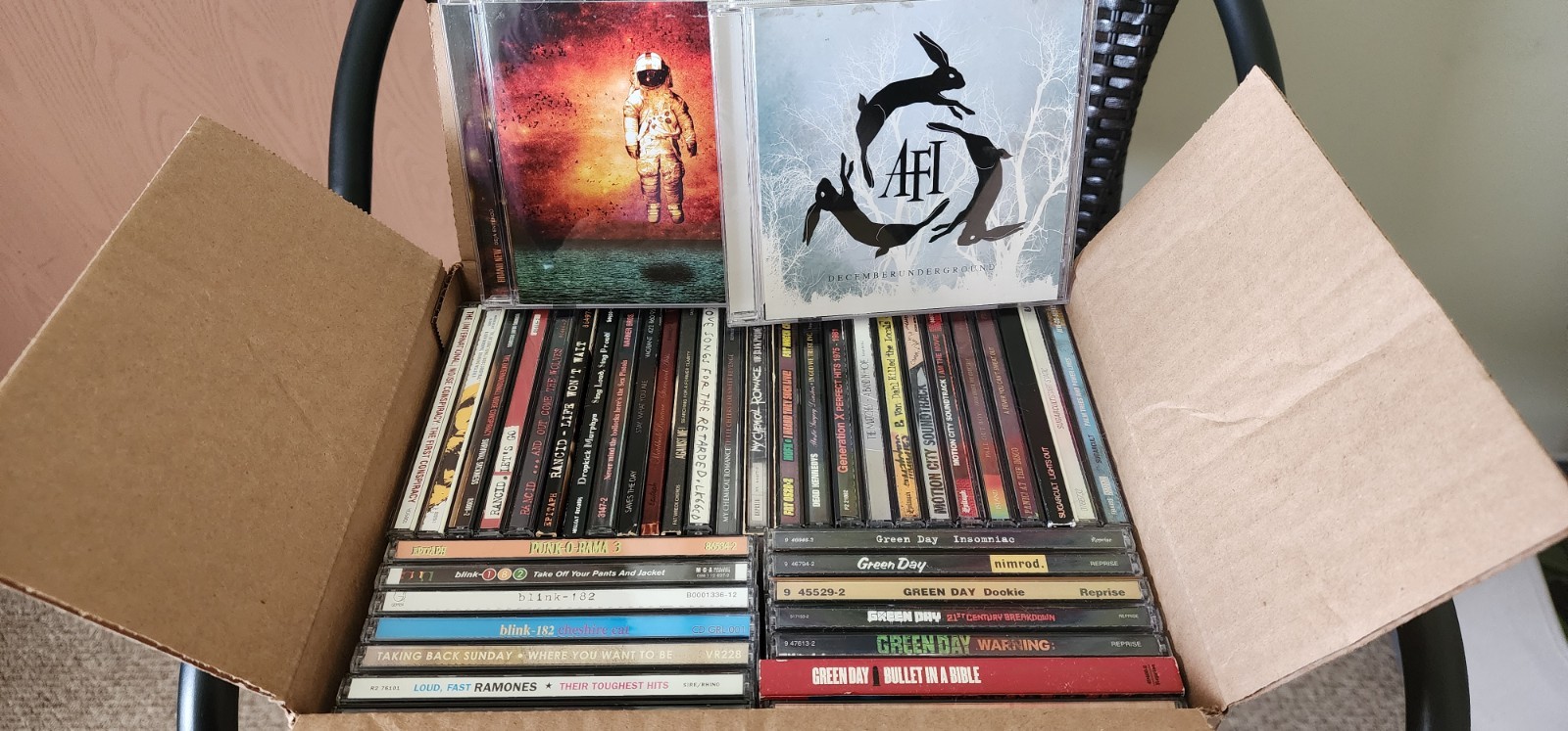 Huge 42 CD Lot Pop Punk Rock Green Day Rancid Blink 182 AFI