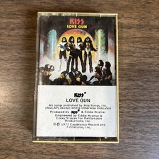 Love Gun by Kiss Cassette 1977 Casablanca 824 151-4 M-1 *Tested picture