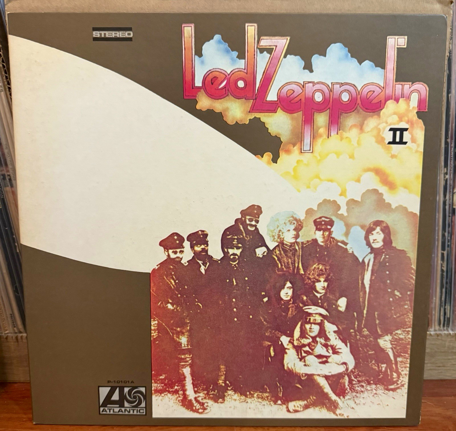 LED ZEPPELIN - LED ZEPPELIN II RARE JAPAN PRESS P-10101A GF NEAR MINT LOOK 👀