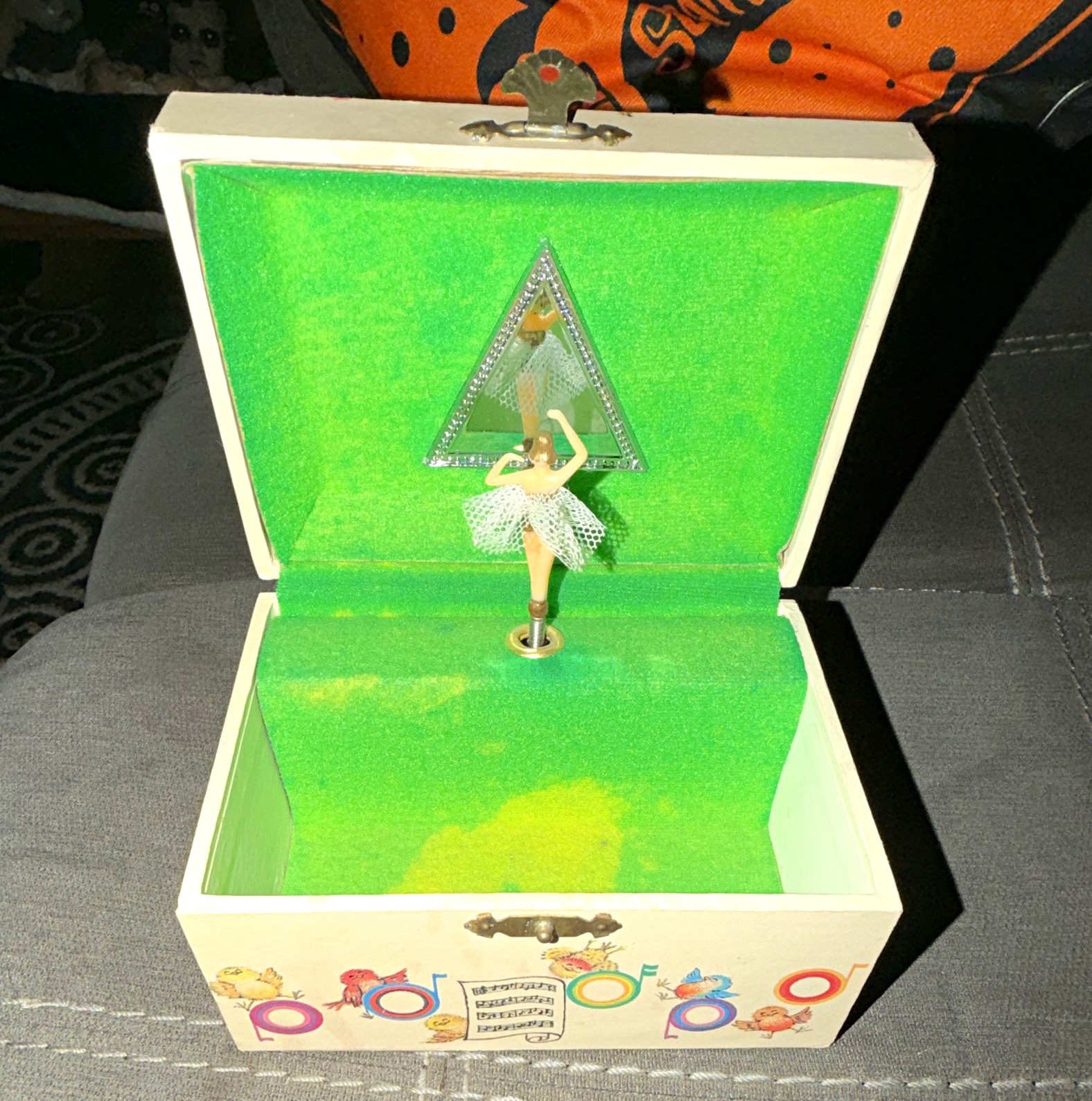 Vintage Style 1980 Ballerina Music Jewelry Box, Spinning Dancer, White/Green
