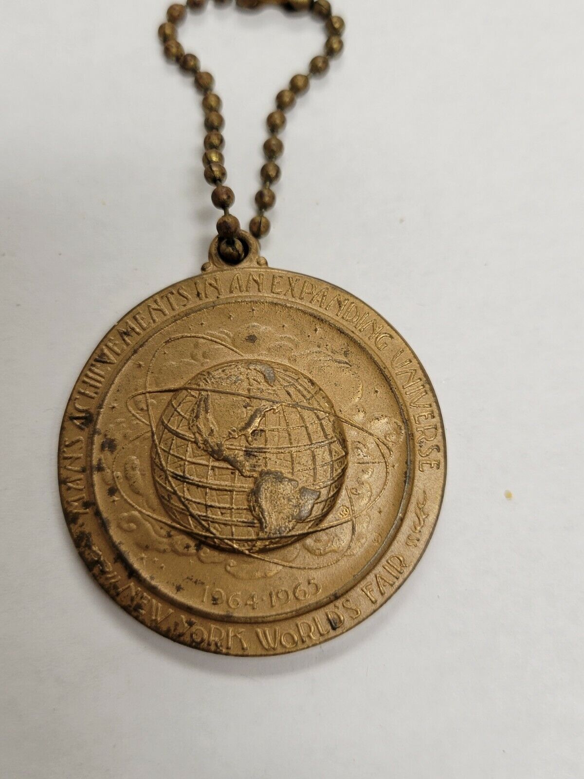 1964-1965 New York World\'s Fair Keychain Coin Oklahoma Man\'s Achievements 