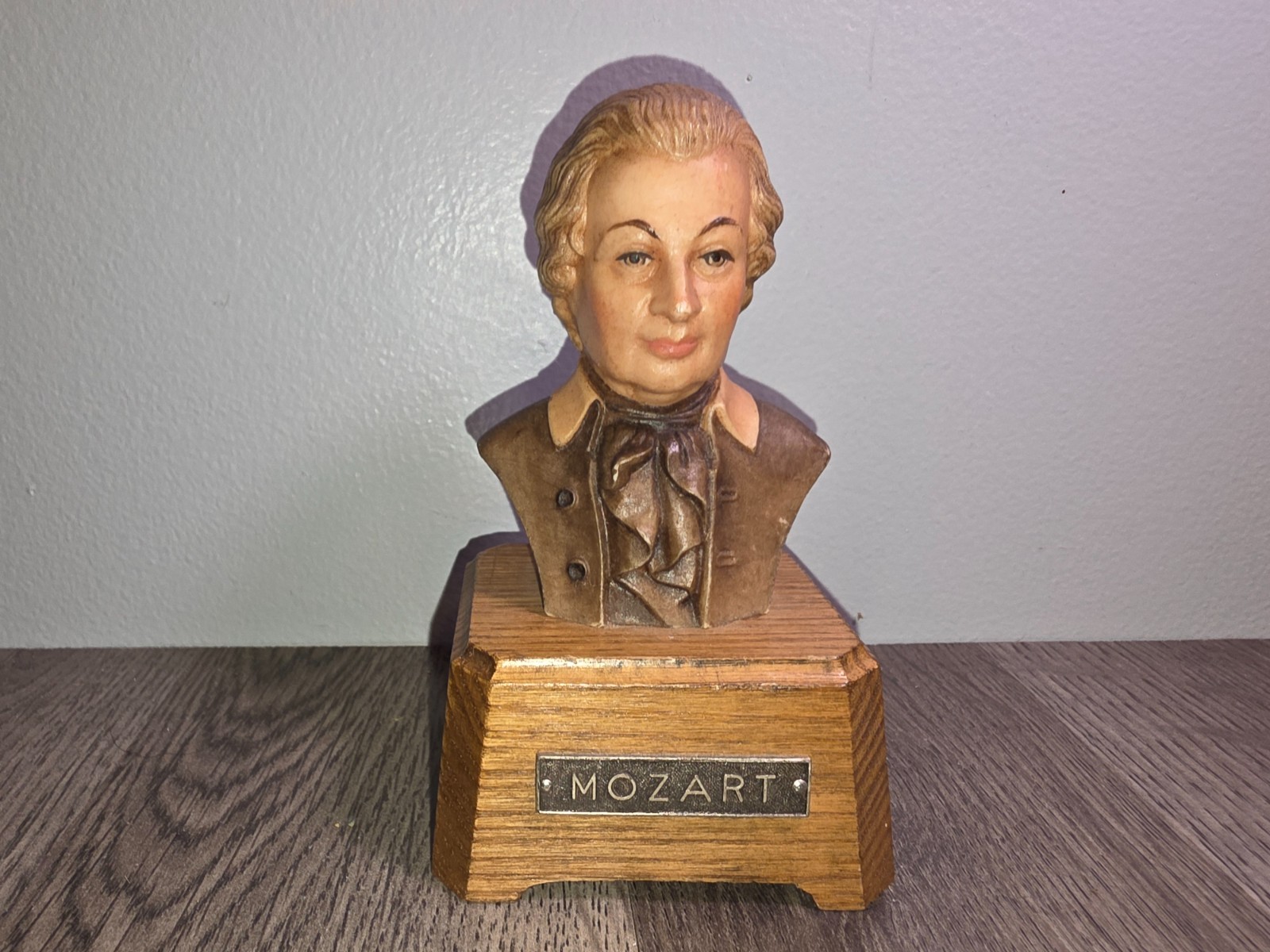 Vintage Reuge Music Box - Haydn Bust - Wood Base - Works *Euc*