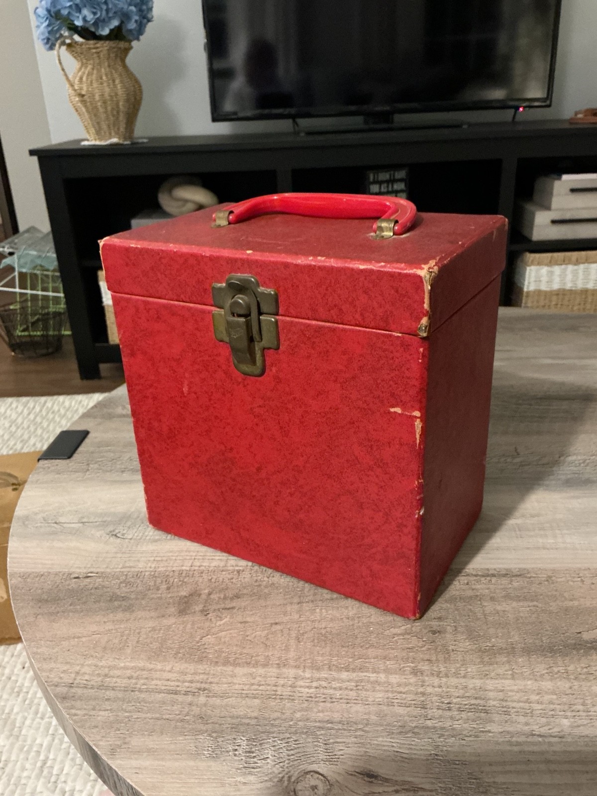 Vintage red Amfile Platter-Pak 45 RPM Record Case No. 700