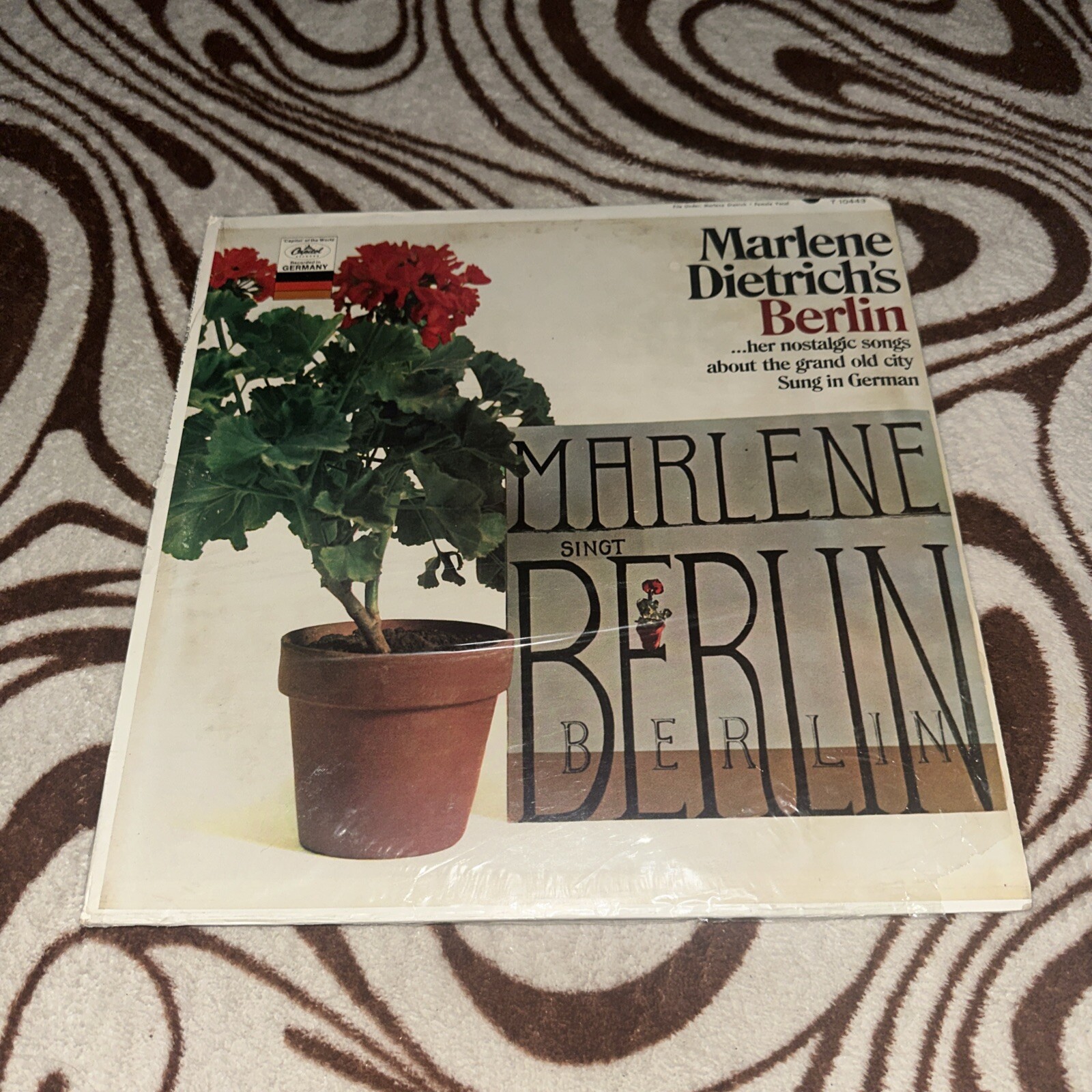 Capitol Records ‎T-10443 Marlene Dietrich /Marlene Dietrich\'s Berlin Open Shrink