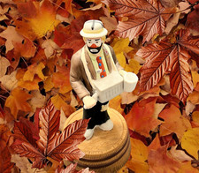 Emmett Kelly Jr Flambro Circus Clown Music Box Musical Figurine Collectible VTG picture
