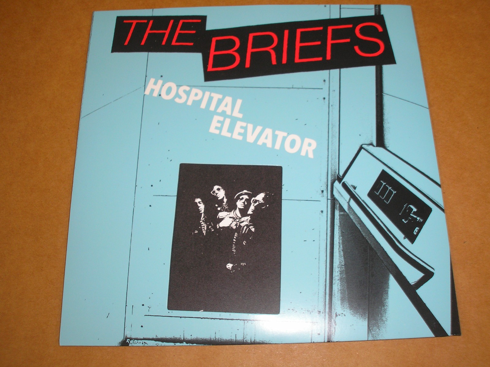 The Briefs - Hospital Elevator b/w Mary Ann 7\