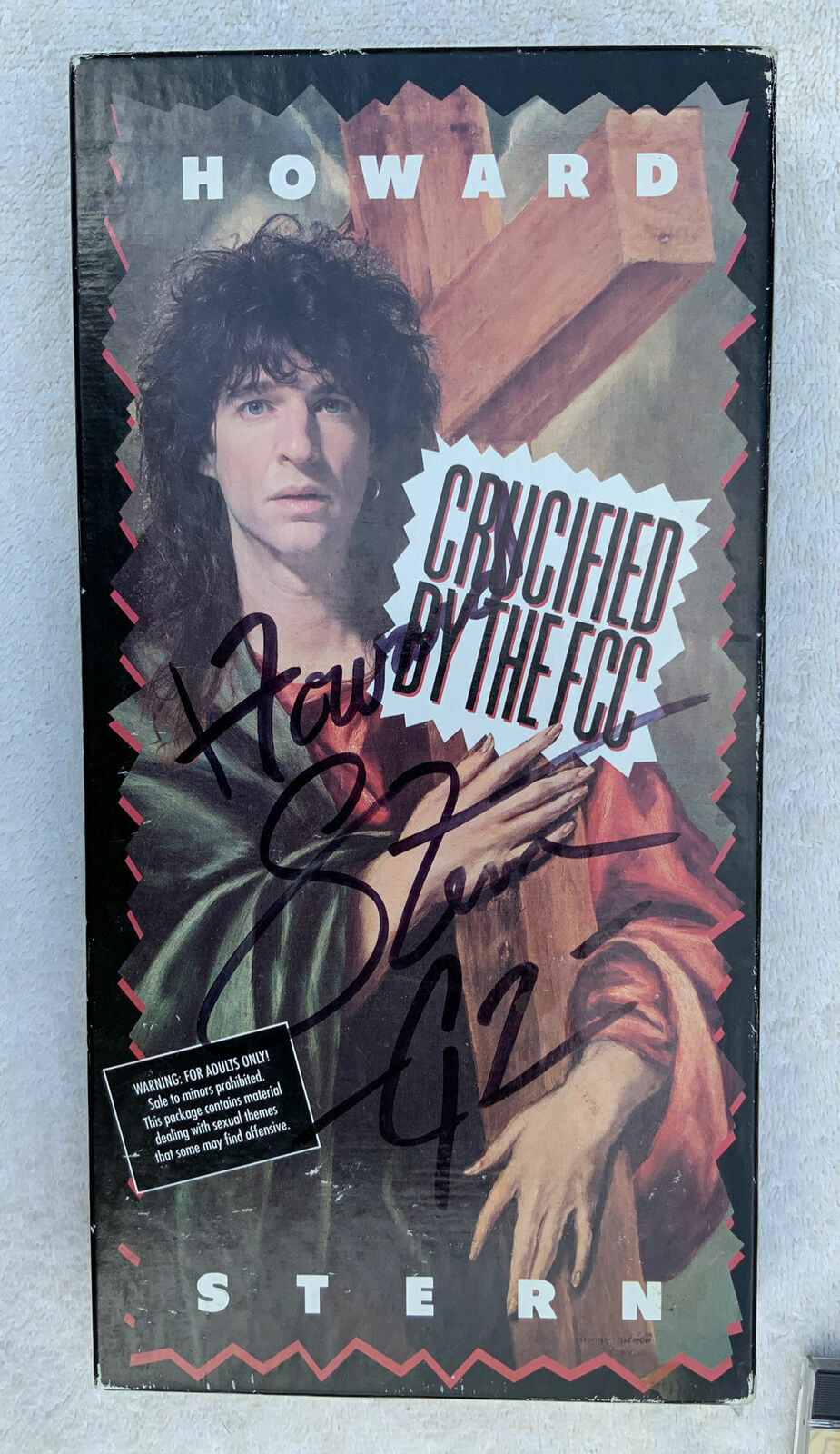 HOWARD STERN  AUTOGRAPHED  CRUCIFIED BY THE FCC BOX SET: 2 CD & Booklet