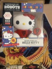 Hello Kitty - Handmade By Robots RECORD STORE DAY 2026 RSD Vinyl Figure x/2000 picture
