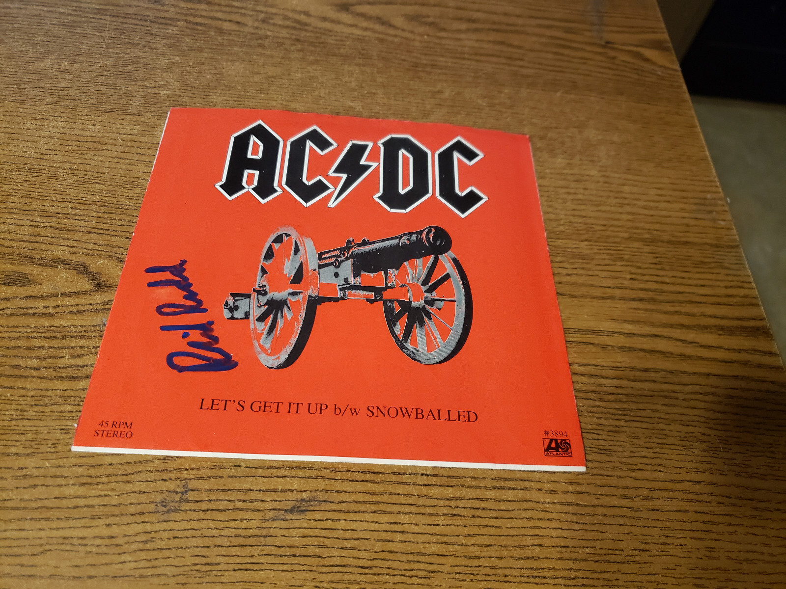 PHIL RUDD AUTOGRAPHED 1980s EXCELLENT AC/DC Let\'s Get It Up SLEEVE ONLY 45